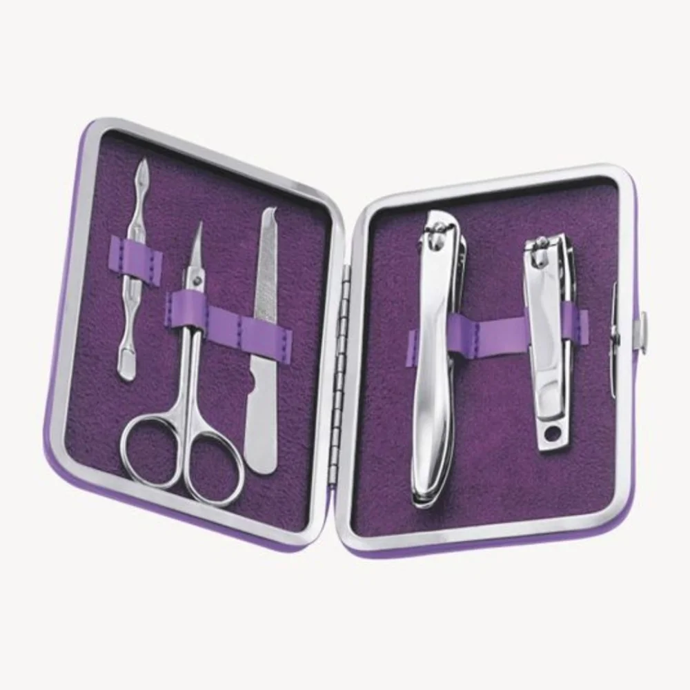 AVON FOOT WORKS TOTAL PEDICURE ON-THE-GO TOOL KIT